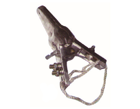 striking cable clamp